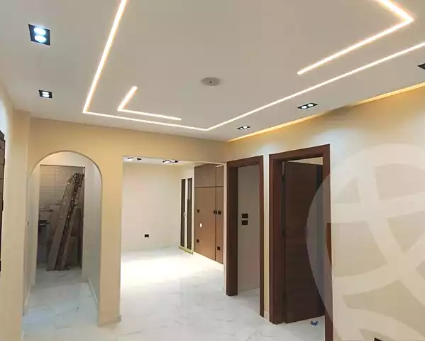 https://aqarmap.com.eg/en/listing/6914100-for-sale-alexandria-camp-cesar