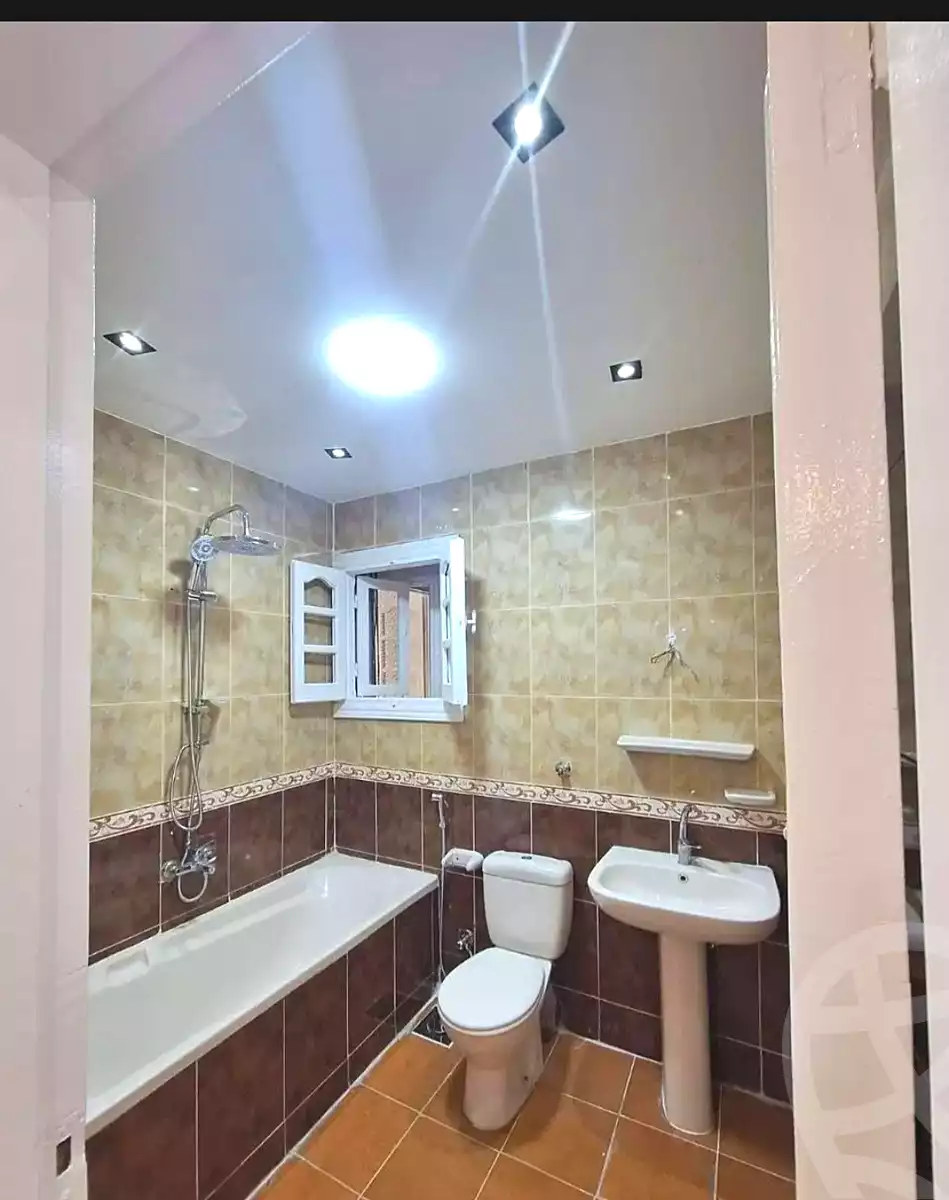 https://aqarmap.com.eg/ar/listing/6914196-for-sale-alexandria-miami-mohammed-ibn-saed-st