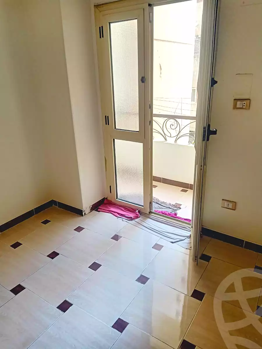 https://aqarmap.com.eg/ar/listing/6914228-for-rent-cairo-helwan-helwan-el-sharkeya-ismael-kamel-st