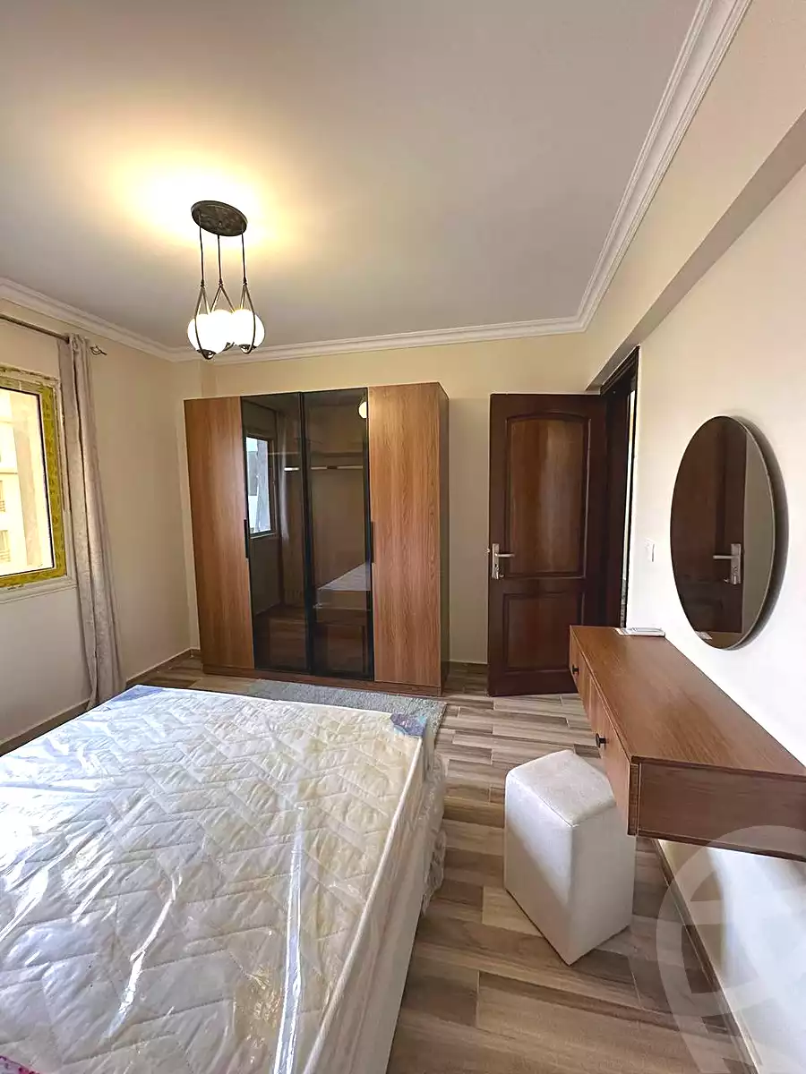 https://aqarmap.com.eg/ar/listing/6914309-for-rent-cairo-el-sheikh-zayed-city-compounds-jn-2