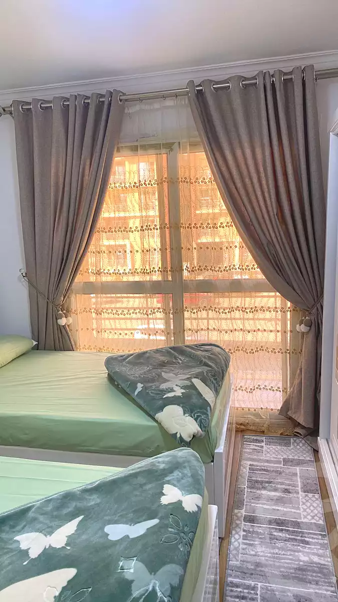 https://aqarmap.com.eg/en/listing/6914411-for-rent-cairo-6th-of-october-compounds-jn-ktwbr