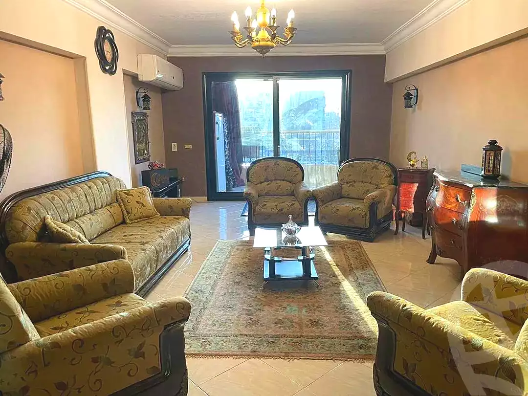 https://aqarmap.com.eg/en/listing/6914570-for-sale-cairo-helwan-helwan-el-sharkeya-ryad-pasha-st