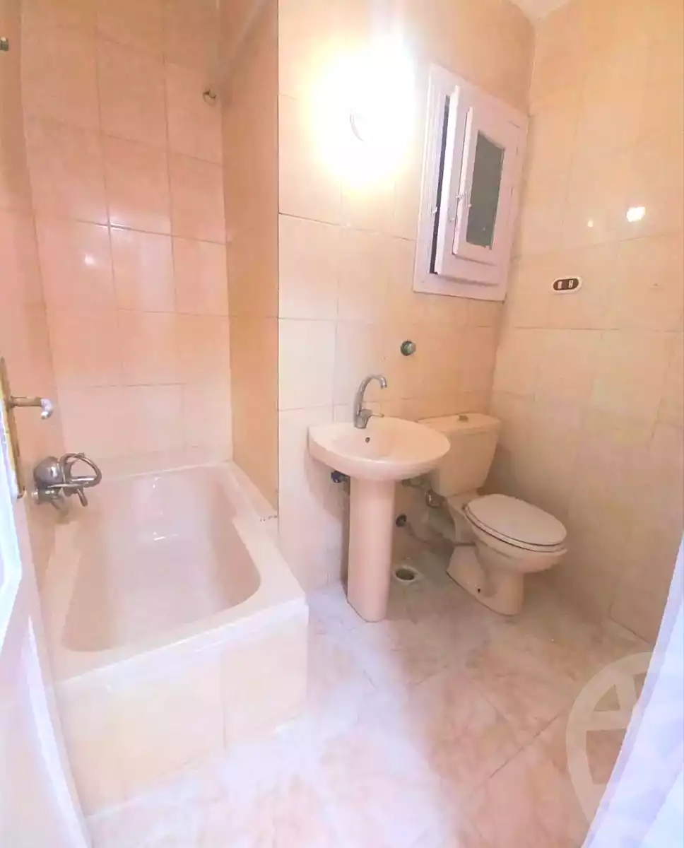 https://aqarmap.com.eg/en/listing/6914597-for-sale-alexandria-al-agamy-shataa-el-nakheel