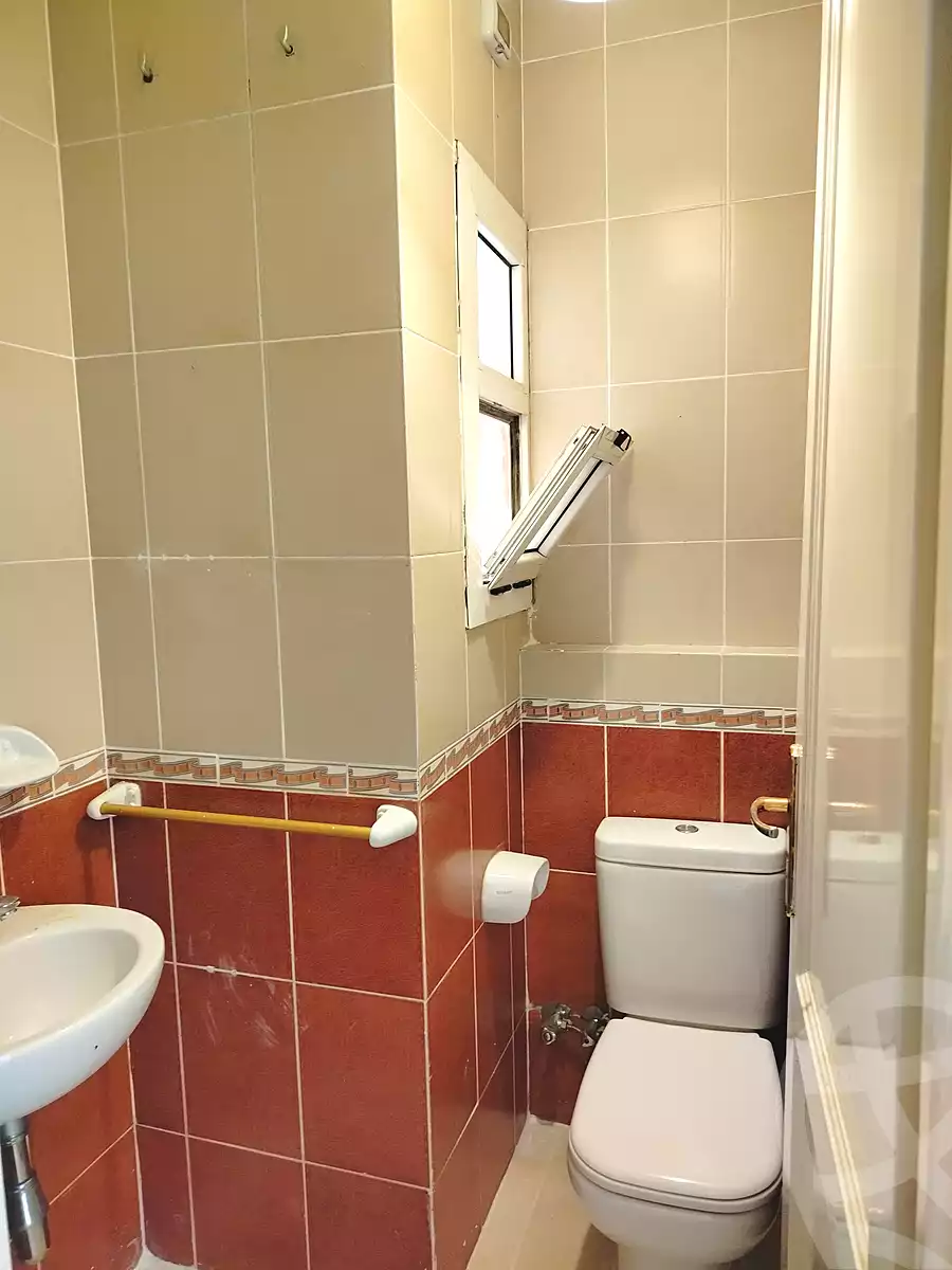 https://aqarmap.com.eg/en/listing/6914686-for-rent-cairo-new-cairo-lrhb-city-mtdd-lrhb-phase-7