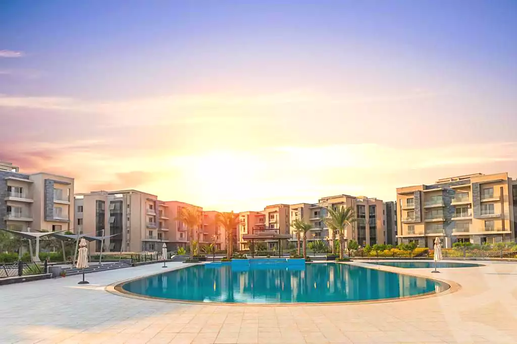 https://aqarmap.com.eg/ar/listing/6914819-for-sale-cairo-new-cairo-compounds-galleria-moon-valley-compound-arabia