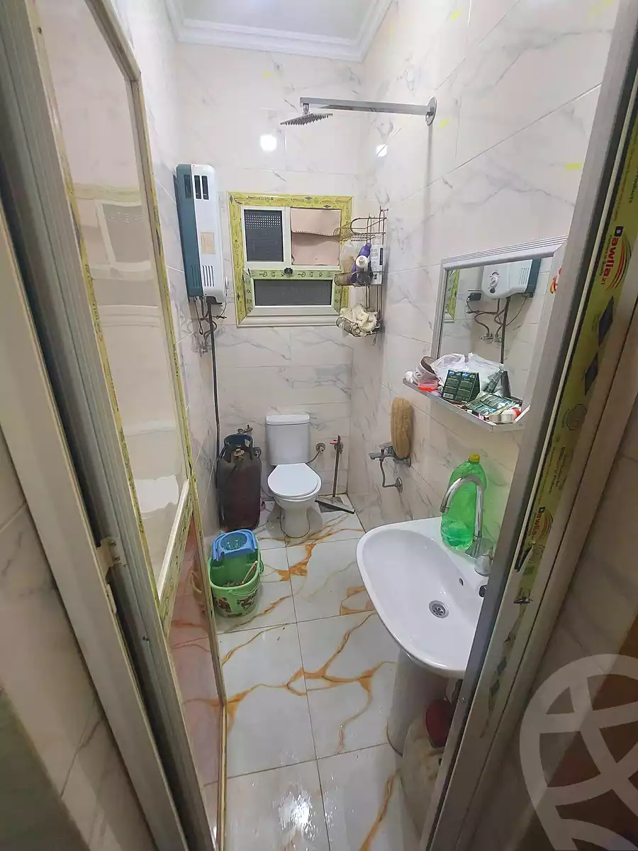 https://aqarmap.com.eg/ar/listing/6914849-for-sale-cairo-helwan-el-shareaa-el-sharby-st