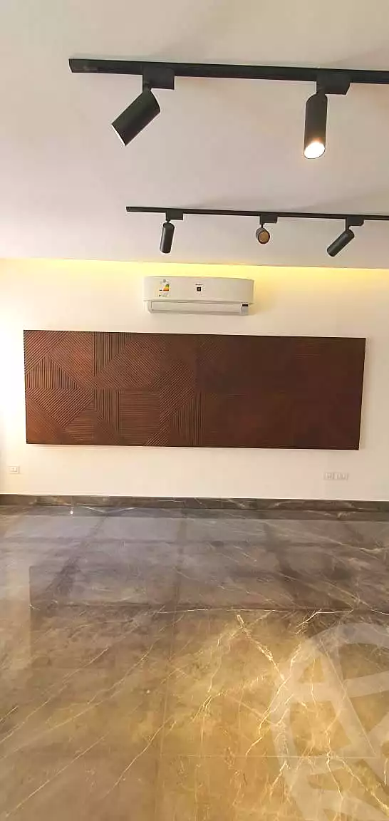 https://aqarmap.com.eg/ar/listing/6915190-for-rent-cairo-new-cairo-compounds-mwntn-fyw-y-syty-club-park-mountain-view-icity