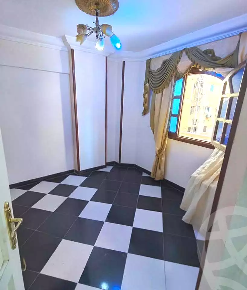 https://aqarmap.com.eg/ar/listing/6915198-for-sale-alexandria-sydy-bshr
