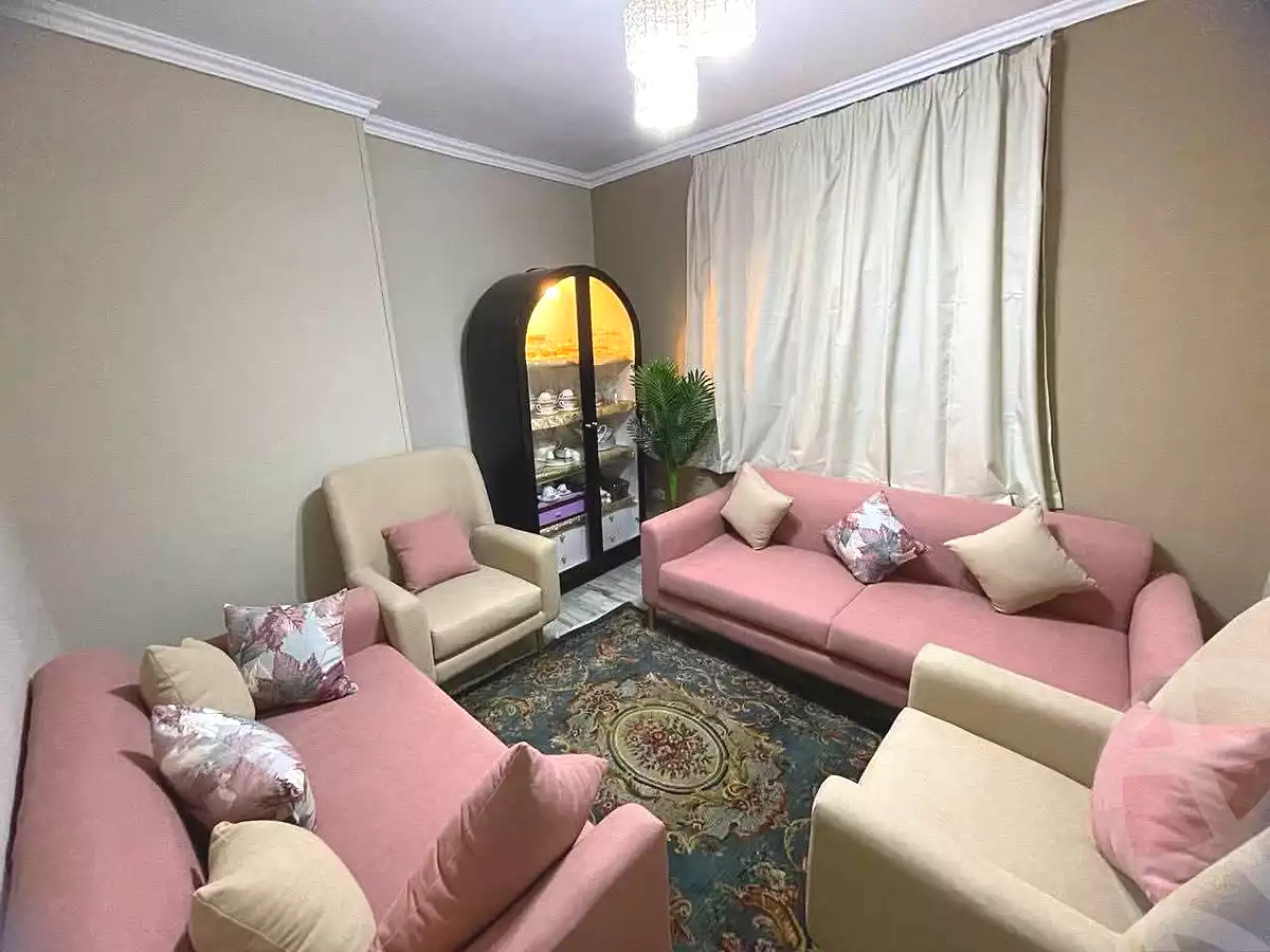https://aqarmap.com.eg/ar/listing/6915208-for-sale-cairo-helwan-hadayek-helwan-nile-corniche-st