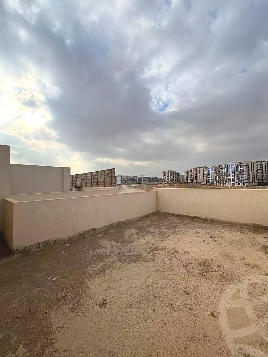 https://aqarmap.com.eg/ar/listing/6915152-for-sale-cairo-new-administrative-capital-r7-bwrdwwk