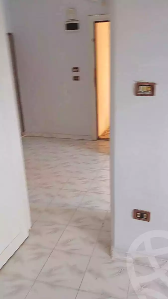 https://aqarmap.com.eg/ar/listing/6915366-for-sale-alexandria-lsywf-shamaa-salah-el-din-ibrahem-st