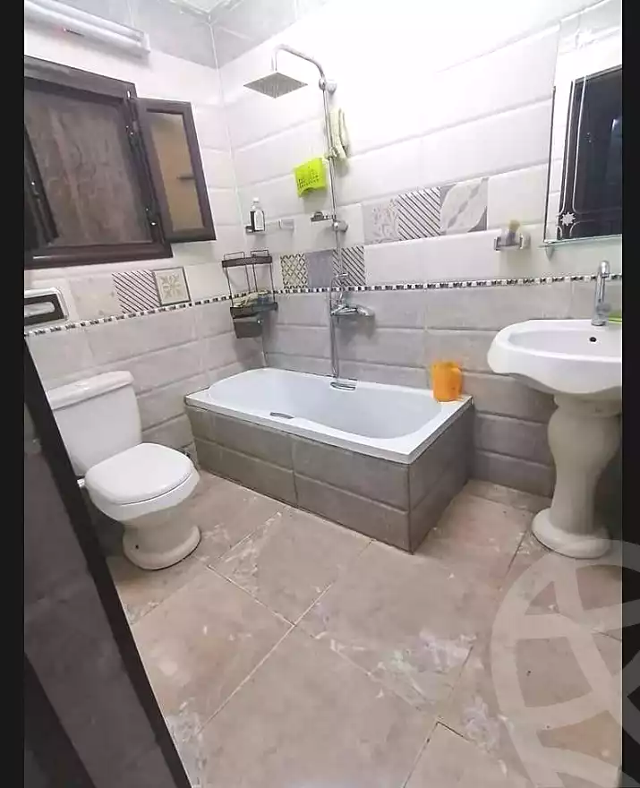 https://aqarmap.com.eg/ar/listing/6915745-for-sale-cairo-ain-shams-alf-maskn-ismail-el-fangari-st