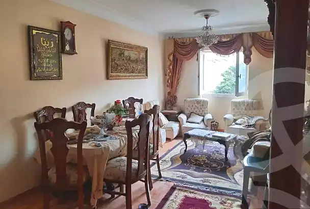 https://aqarmap.com.eg/en/listing/6915757-for-sale-alexandria-al-agamy-el-hanouvel-radwan-st
