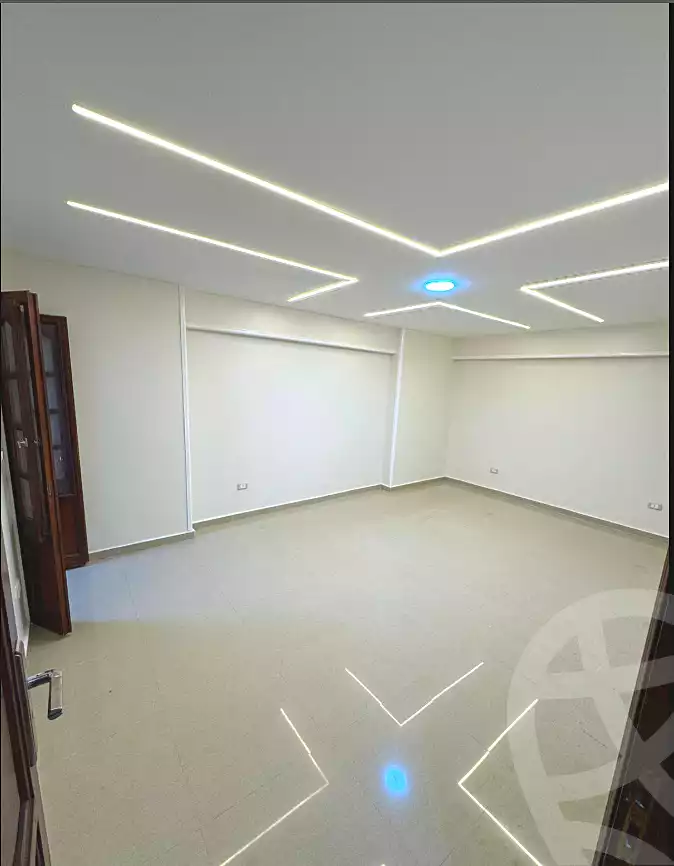 https://aqarmap.com.eg/ar/listing/6915842-for-sale-alexandria-sydy-bshr-sydy-bshr-bhry-el-shaikh-hussein-soliman-18-st