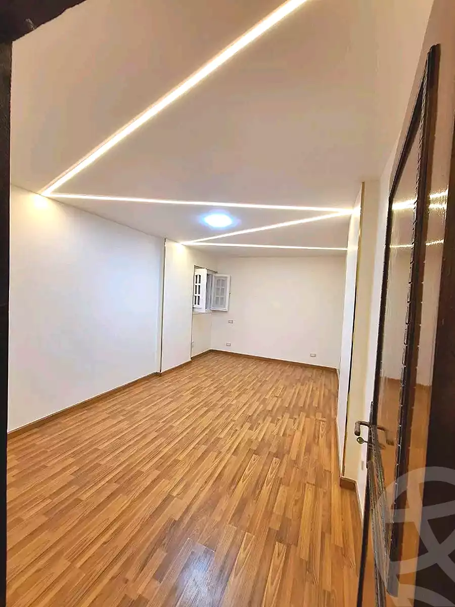 https://aqarmap.com.eg/ar/listing/6916114-for-sale-alexandria-sydy-bshr-sydy-bshr-bhry