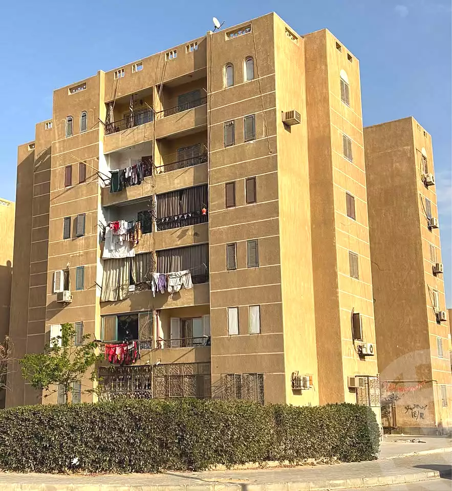 https://aqarmap.com.eg/en/listing/6916278-for-sale-cairo-15th-of-may-mjwr-32