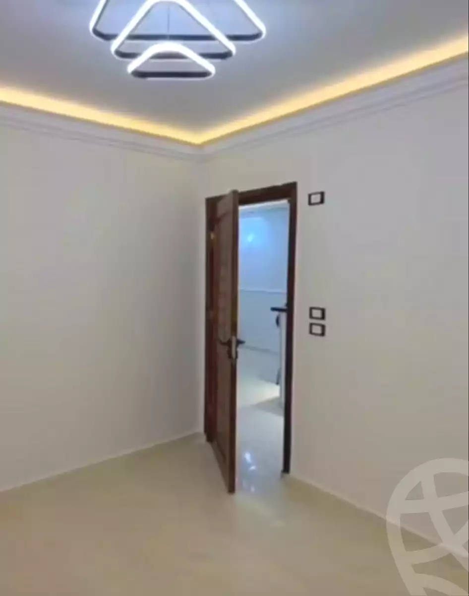 https://aqarmap.com.eg/en/listing/6916297-for-sale-cairo-ain-shams-ahmed-esmat-st