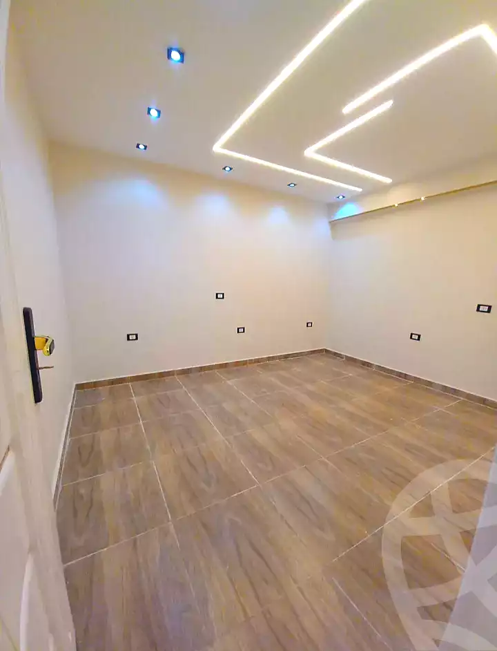 https://aqarmap.com.eg/ar/listing/6916405-for-sale-cairo-elnozha-Streettt-27