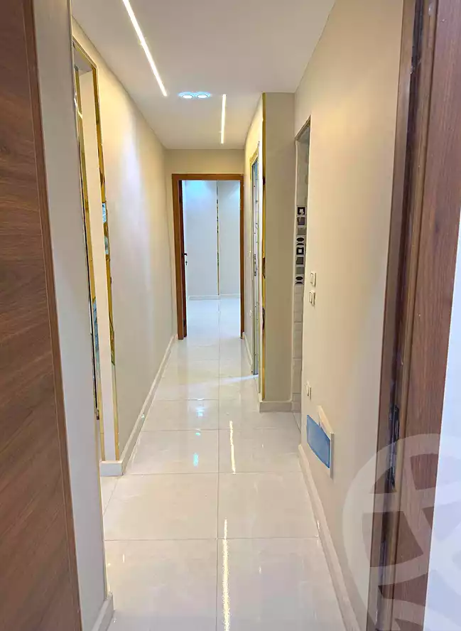 https://aqarmap.com.eg/ar/listing/6916461-for-sale-cairo-el-haram-el-lebeny-soltan-khattab-st