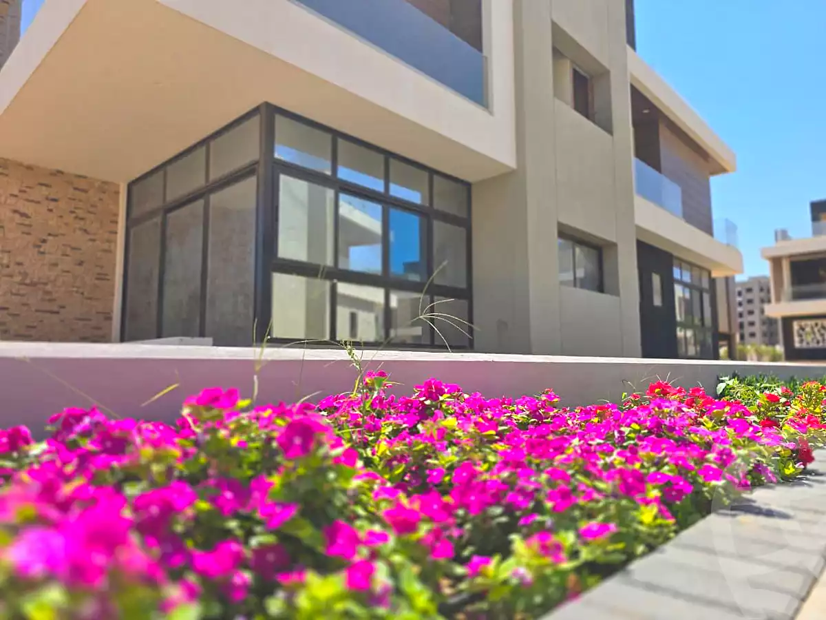 https://aqarmap.com.eg/ar/listing/6916836-for-sale-cairo-new-administrative-capital-r7-midtown-solo