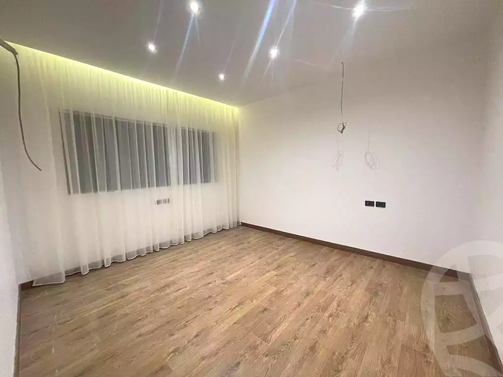 https://aqarmap.com.eg/en/listing/6916962-for-rent-cairo-new-cairo-compounds-lakeview-residence