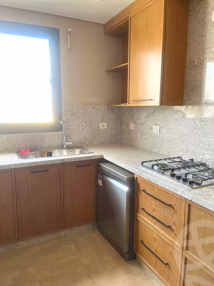 https://aqarmap.com.eg/ar/listing/6916986-for-rent-cairo-new-cairo-compounds-villette-kmbwnd-sky-kwndwz-swdyk-villette