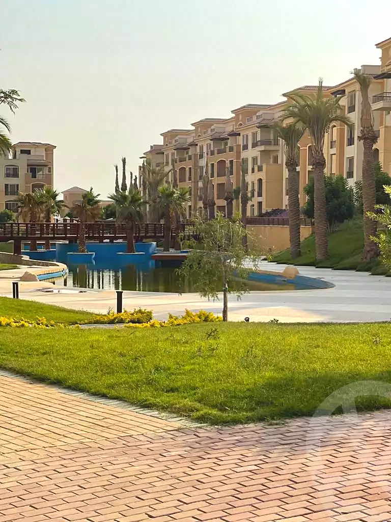 https://aqarmap.com.eg/ar/listing/6917208-for-sale-cairo-new-cairo-compounds-stwn-ryzydns-by-ar-y-llttwyr