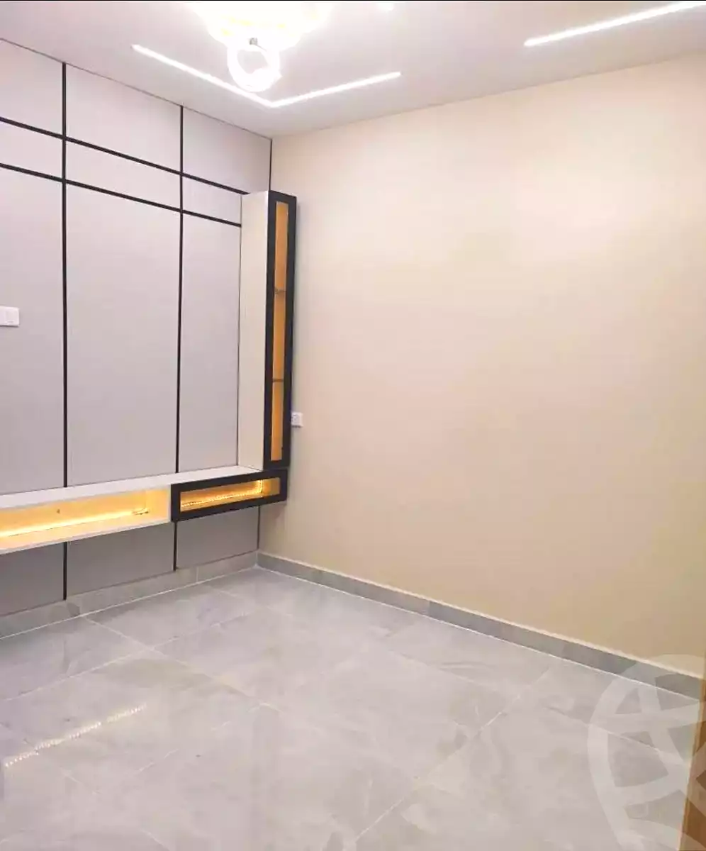 https://aqarmap.com.eg/ar/listing/6917322-for-sale-alexandria-al-agamy-el-hanouvel-abo-bakr-el-sedeek-st