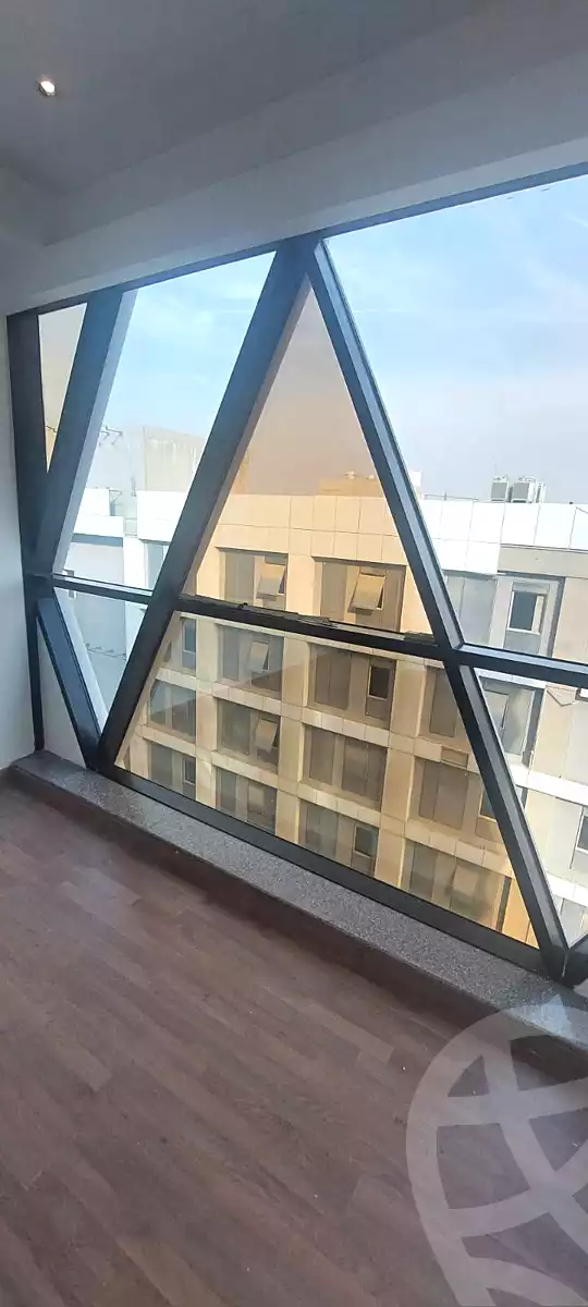 https://aqarmap.com.eg/ar/listing/6917316-for-rent-cairo-new-cairo-compounds-kyrw-byzns-blz-btr-hwm-llttwyr