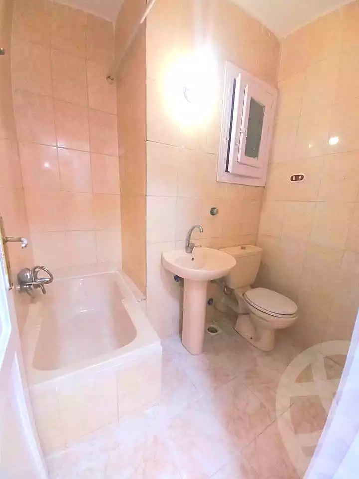 https://aqarmap.com.eg/en/listing/6917621-for-sale-alexandria-al-agamy-shataa-el-nakheel