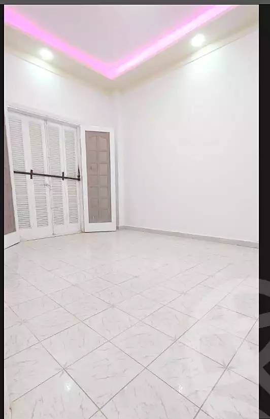 https://aqarmap.com.eg/en/listing/6918105-for-sale-alexandria-al-agamy-shataa-el-nakheel