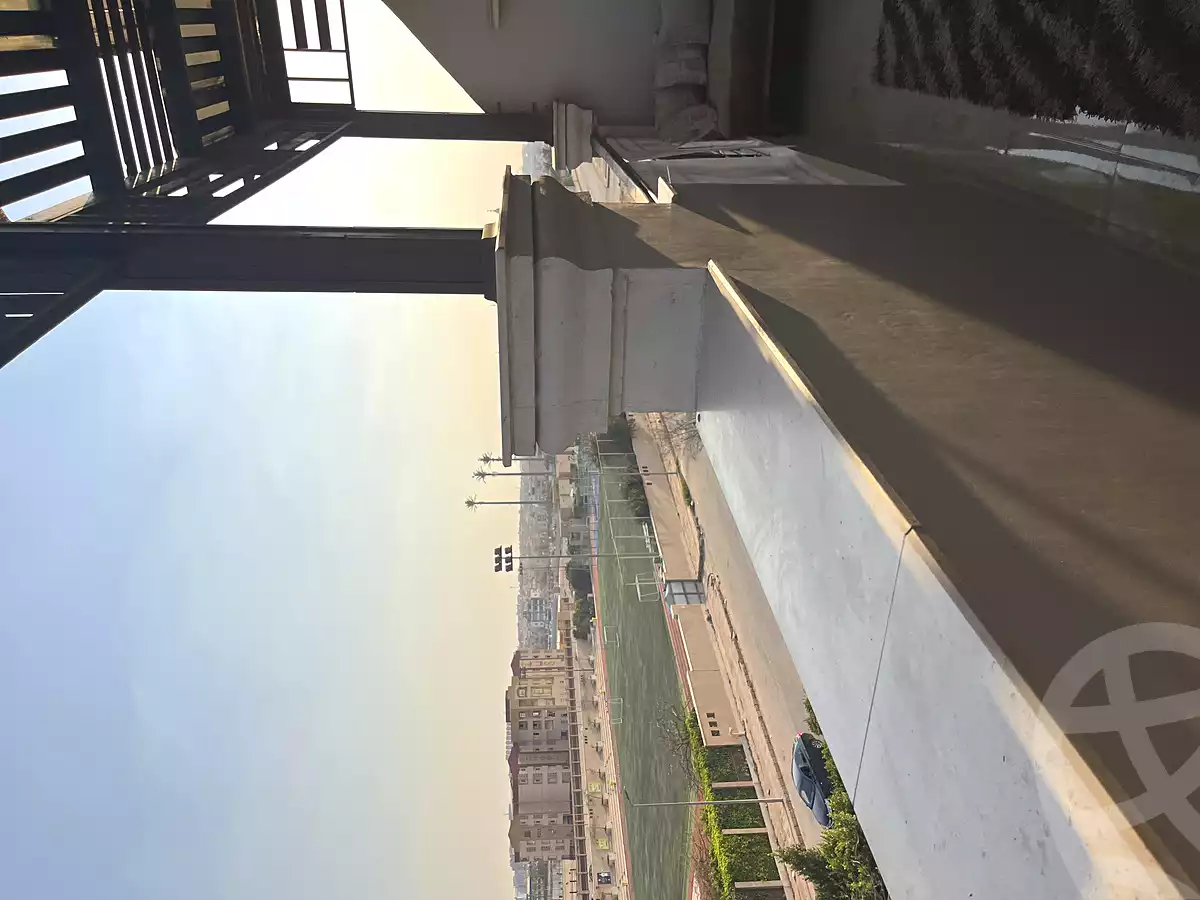 https://aqarmap.com.eg/ar/listing/6918195-for-sale-cairo-new-cairo-ganob-el-akadamiya-south-academy-b-youssef-gohar-atya-st