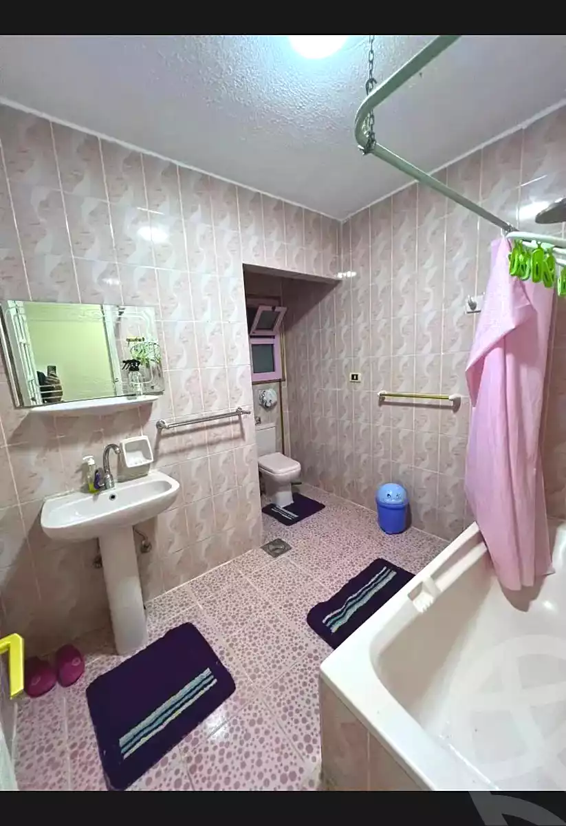 https://aqarmap.com.eg/ar/listing/6919301-for-sale-alexandria-sydy-bshr-sydy-bshr-bhry-farook-abd-al-wahab-st