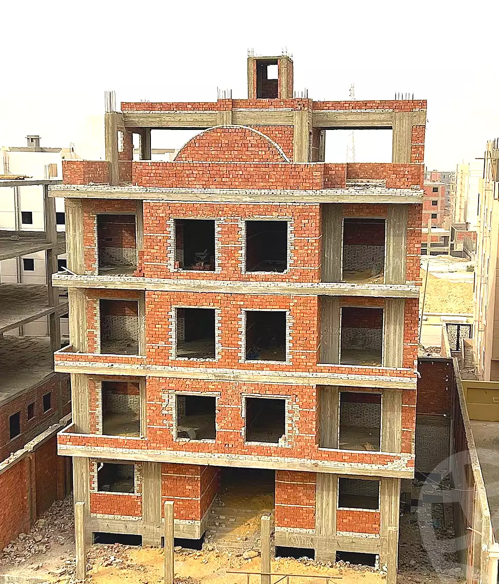 https://aqarmap.com.eg/ar/listing/6917448-for-sale-cairo-new-cairo-bait-el-watan-south-suez-road-el-hay-el-takmely