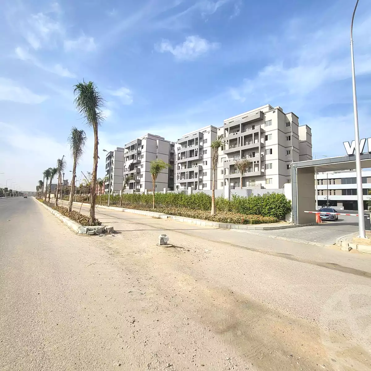 https://aqarmap.com.eg/ar/listing/6919624-for-sale-cairo-6th-of-october-hadaeq-october-compounds