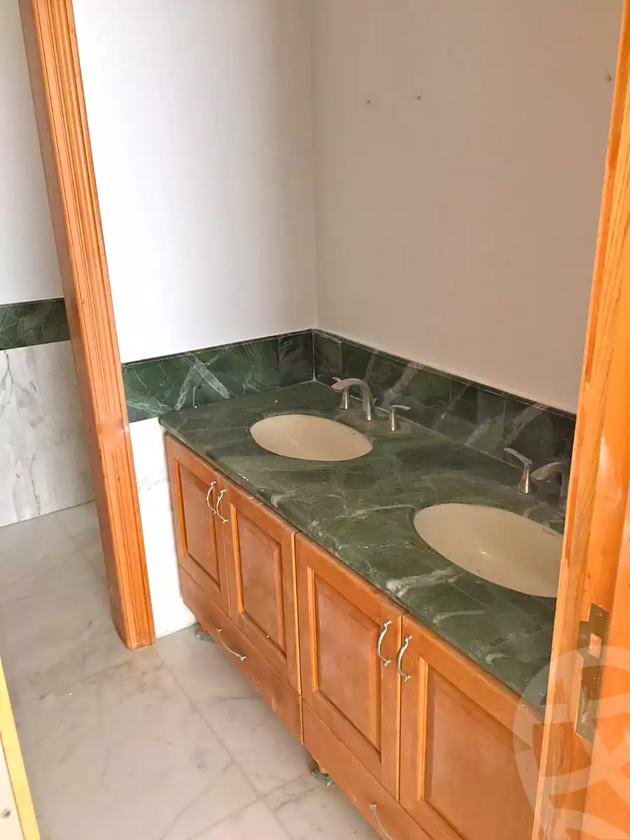 https://aqarmap.com.eg/ar/listing/6920224-for-rent-cairo-new-cairo-compounds-lake-view