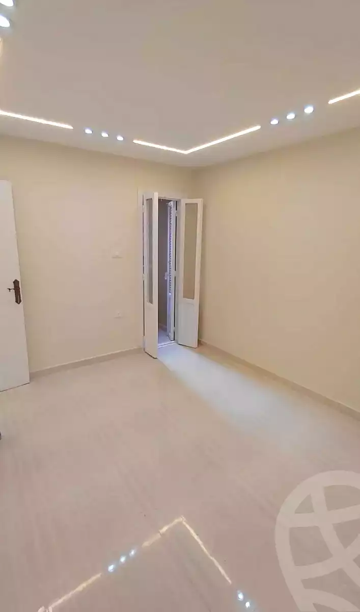 https://aqarmap.com.eg/en/listing/6920307-for-sale-alexandria-sydy-bshr-sydy-bshr-bhry