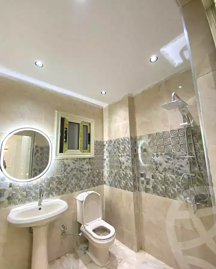 https://aqarmap.com.eg/en/listing/6920391-for-sale-alexandria-al-agamy-lbytsh-el-saleheen-mosque-st