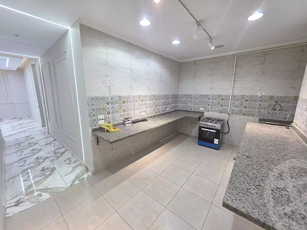 https://aqarmap.com.eg/ar/listing/6920763-for-rent-cairo-new-cairo-el-lotus-lotus-north-lmntq-lthny-llwts-lshmly