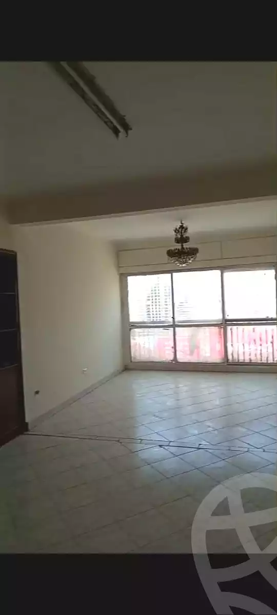 https://aqarmap.com.eg/ar/listing/6921188-for-rent-cairo-downtown-el-tahrir