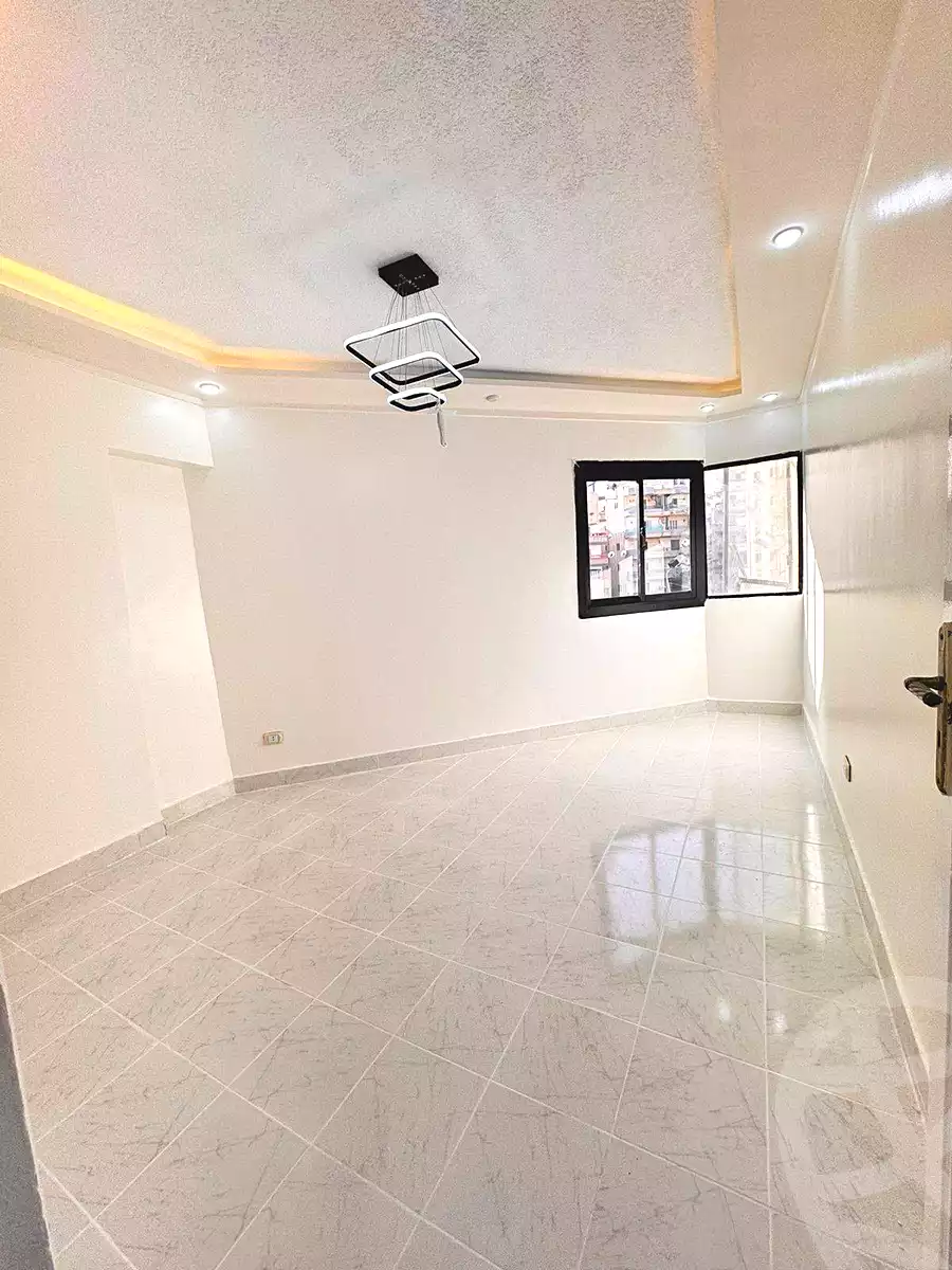 https://aqarmap.com.eg/ar/listing/6921302-for-sale-alexandria-al-agamy-shataa-el-nakheel