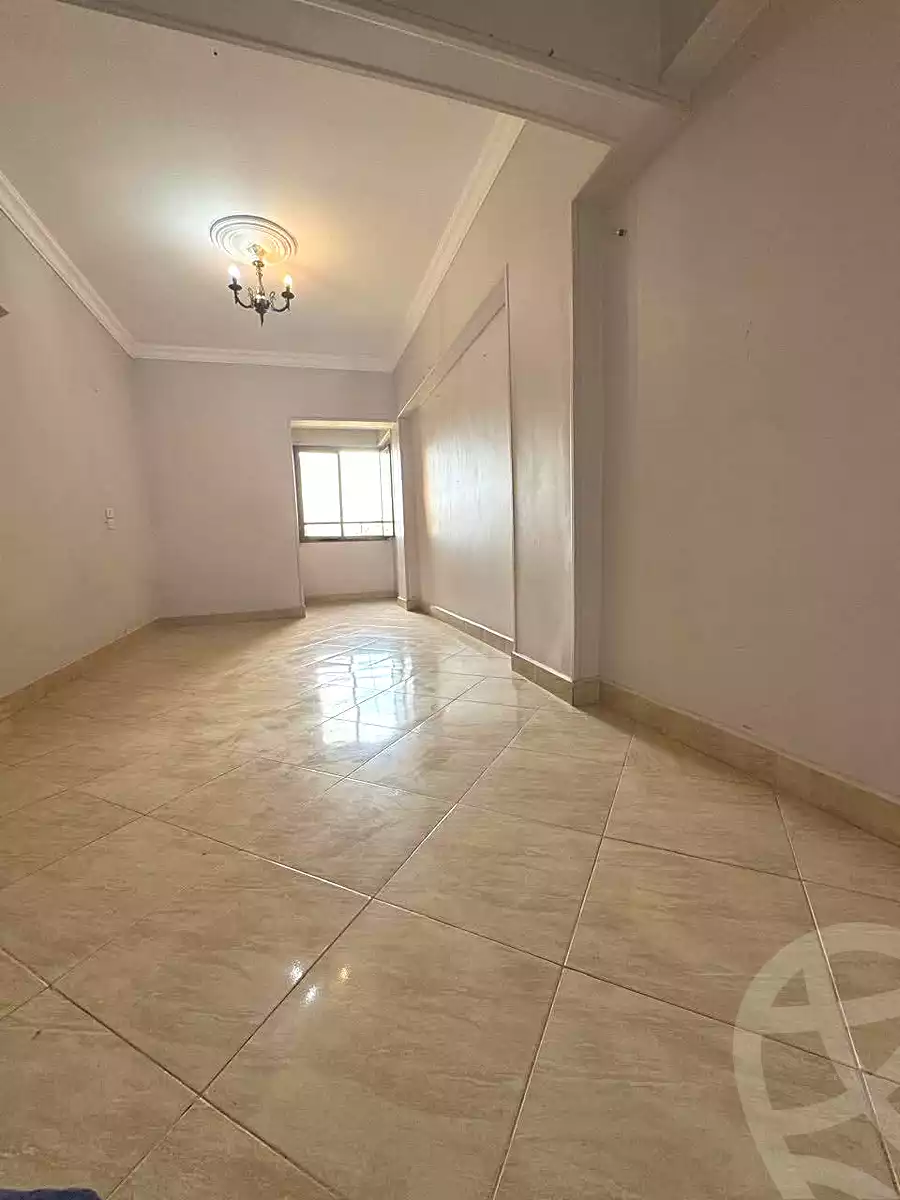 https://aqarmap.com.eg/ar/listing/6921535-for-sale-cairo-shoubra-el-sahel-ibrahim-nagy-st
