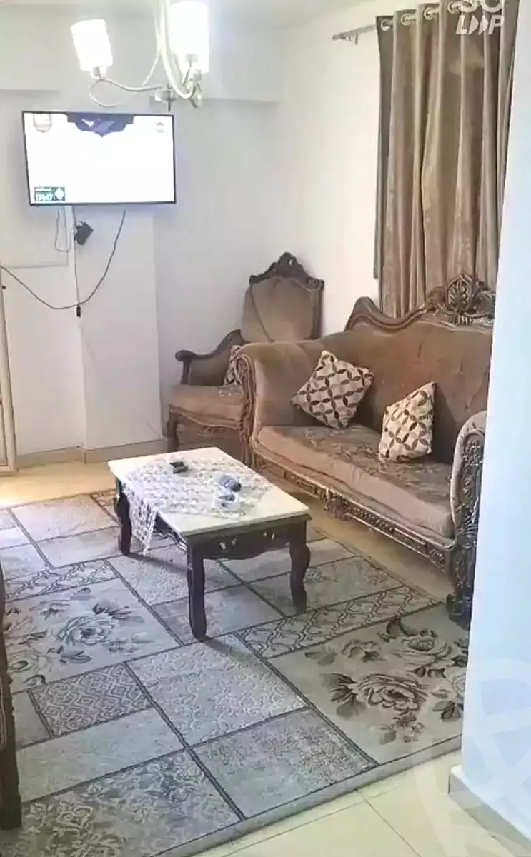 https://aqarmap.com.eg/ar/listing/6921624-for-sale-alexandria-miami-khld-bn-lwlyd