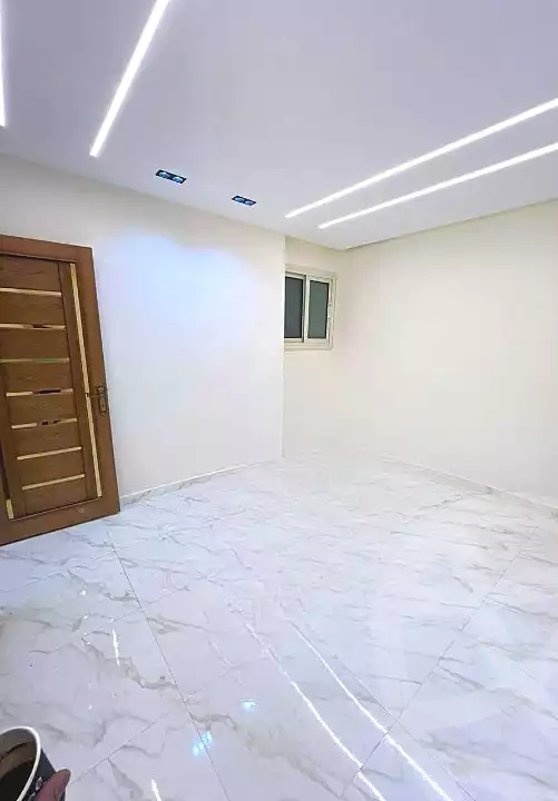 https://aqarmap.com.eg/ar/listing/6921799-for-sale-alexandria-lsywf-el-daraeb-st