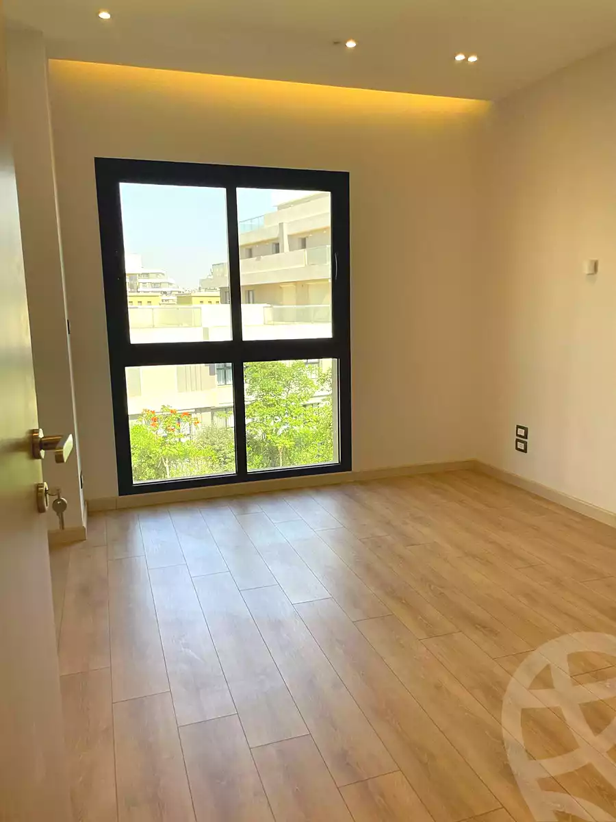 https://aqarmap.com.eg/ar/listing/6922132-for-sale-cairo-new-cairo-compounds-villette-kmbwnd-sky-kwndwz-swdyk-villette