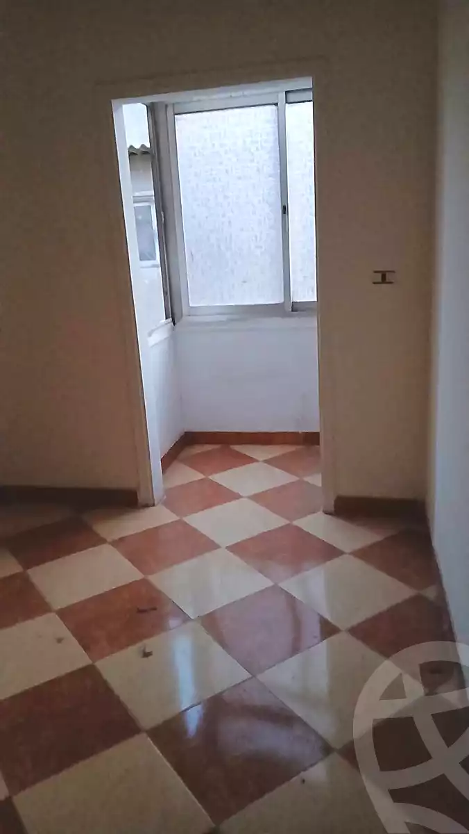 https://aqarmap.com.eg/ar/listing/6922294-for-sale-cairo-shoubra-jzyr-bdrn-ahmed-badawi-st
