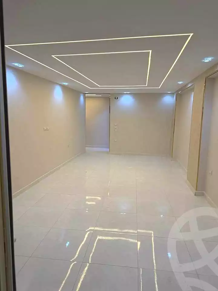 https://aqarmap.com.eg/ar/listing/6922743-for-sale-cairo-el-haram-el-lebeny-soltan-khattab-st