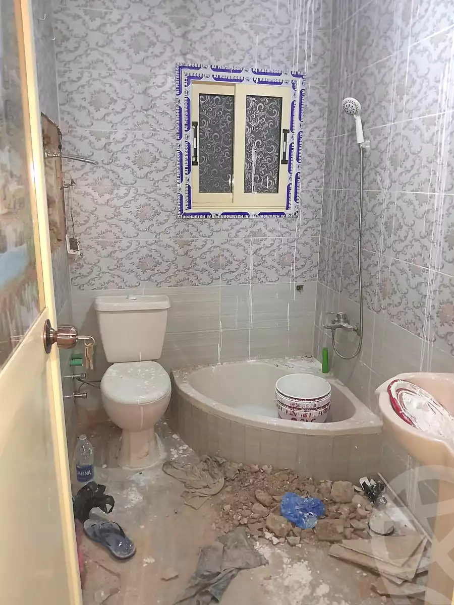 https://aqarmap.com.eg/en/listing/6923470-for-sale-alexandria-al-agamy-el-hanouvel-el-salam-st