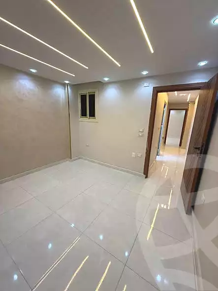 https://aqarmap.com.eg/ar/listing/6923845-for-sale-cairo-el-haram-el-lebeny-soltan-khattab-st