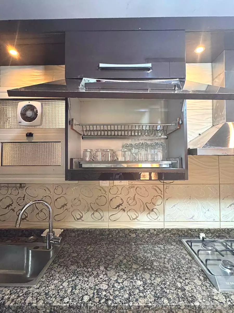 https://aqarmap.com.eg/en/listing/6924031-for-rent-cairo-new-cairo-lrhb-city-phase-6-ibn-sina-st